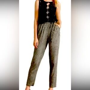 Elevenses Black and Gray Ankle-Length Cropped Pants